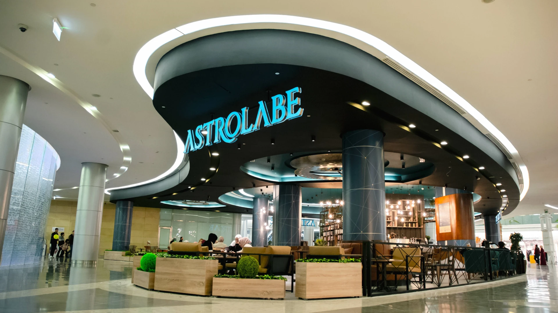 content/articles/40214/2025-7-12-abdali-mall-astrolabe2