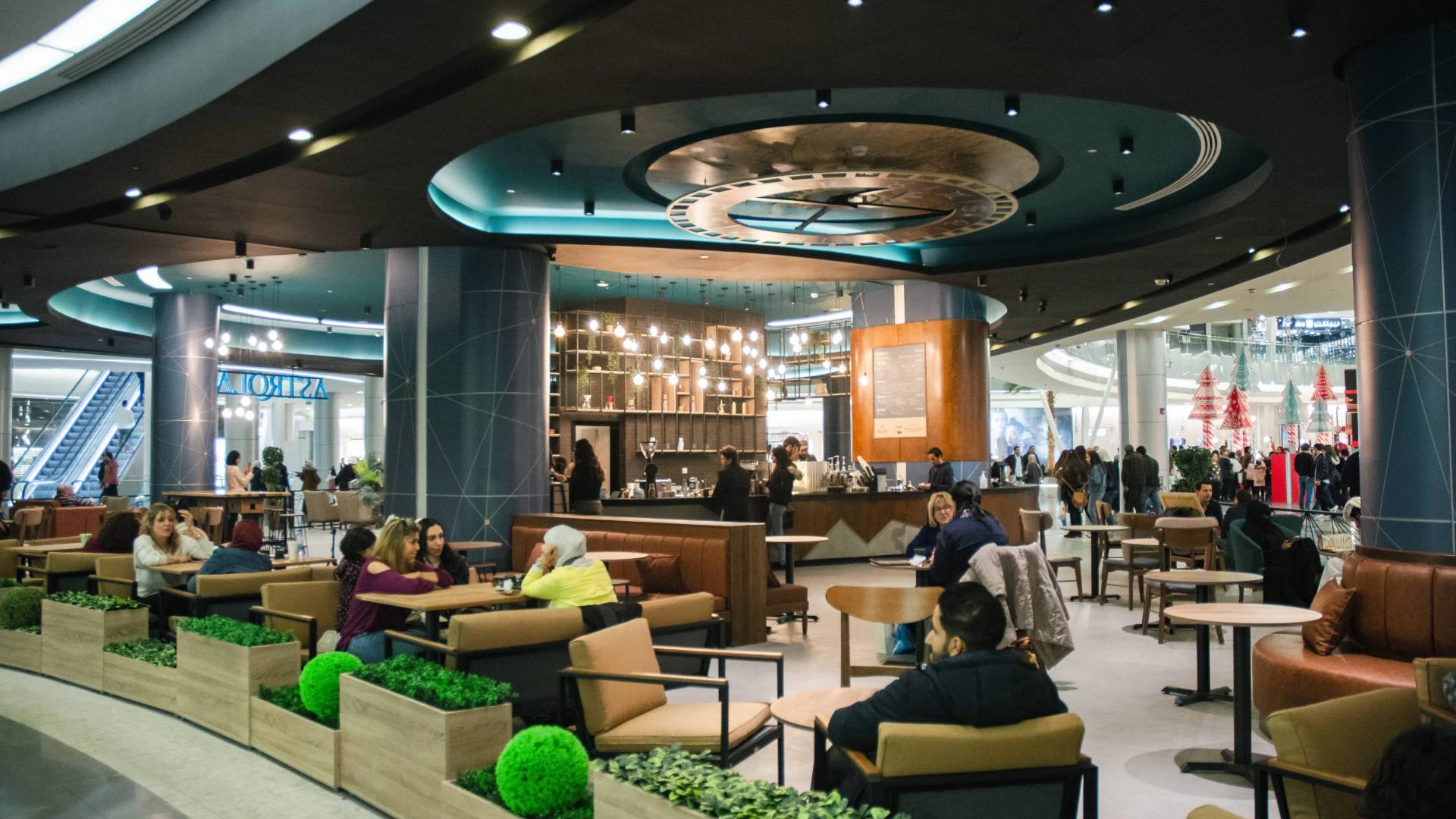 content/articles/40214/2025-7-12-abdali-mall-astrolabe5