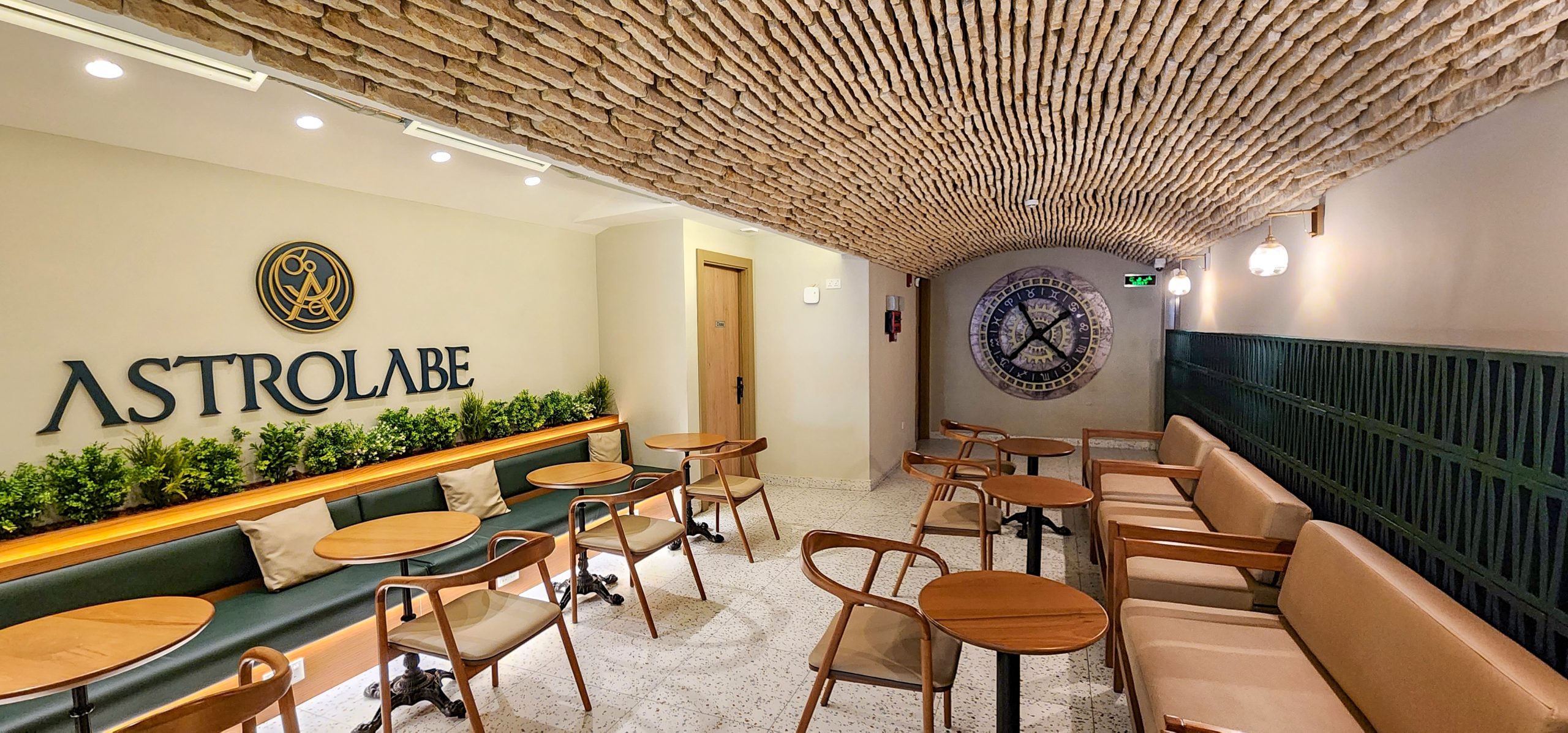 content/articles/40216/2025-7-12-sweifieh-astrolabe1